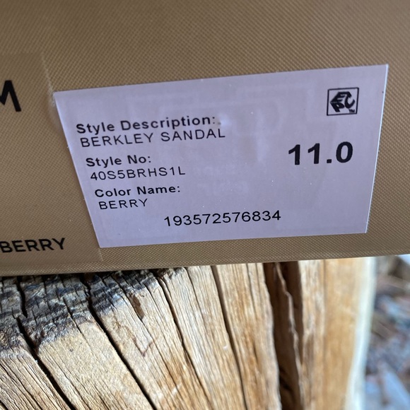 MICHAEL Michael Kors. T-strap Saddles Sz10 & 11 - Picture 8 of 8